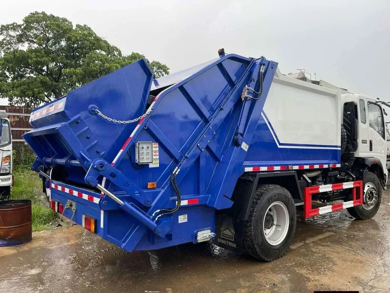 Garbage Collection Trucks — equipment reference view 3